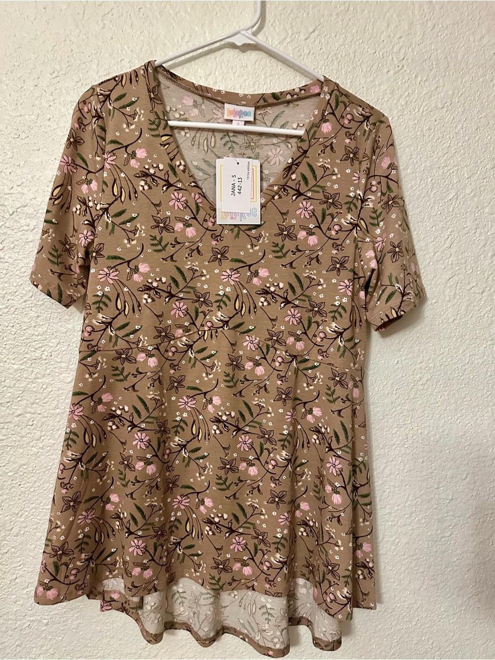 LuLaRoe Tan Floral V-Neck Tunic with Pink Blooms